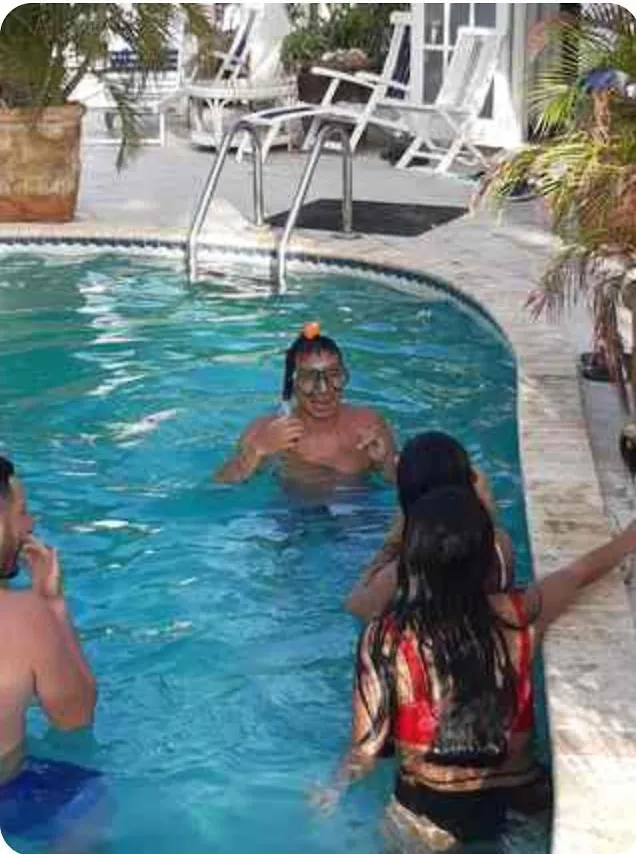 Palmitas Swimming Pool Hostel